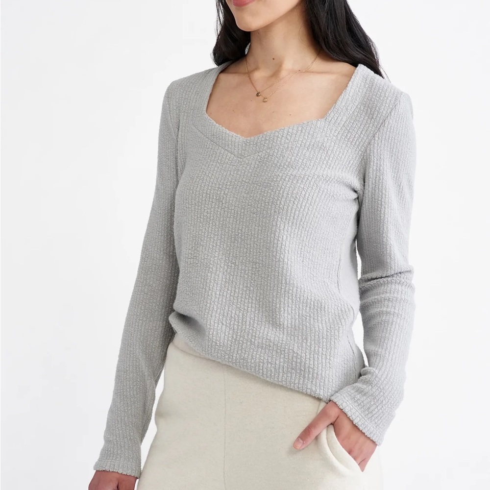 Amour Vert Sweetheart Neckline Pia Cloud Rib Top